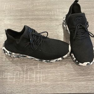 Pony knit athletic sneakers